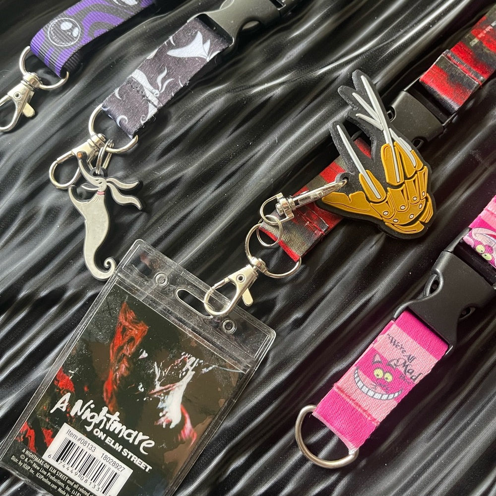 NBC, Alice in Wonderland, Elm Street Keychain Lanyard LIGHT UP